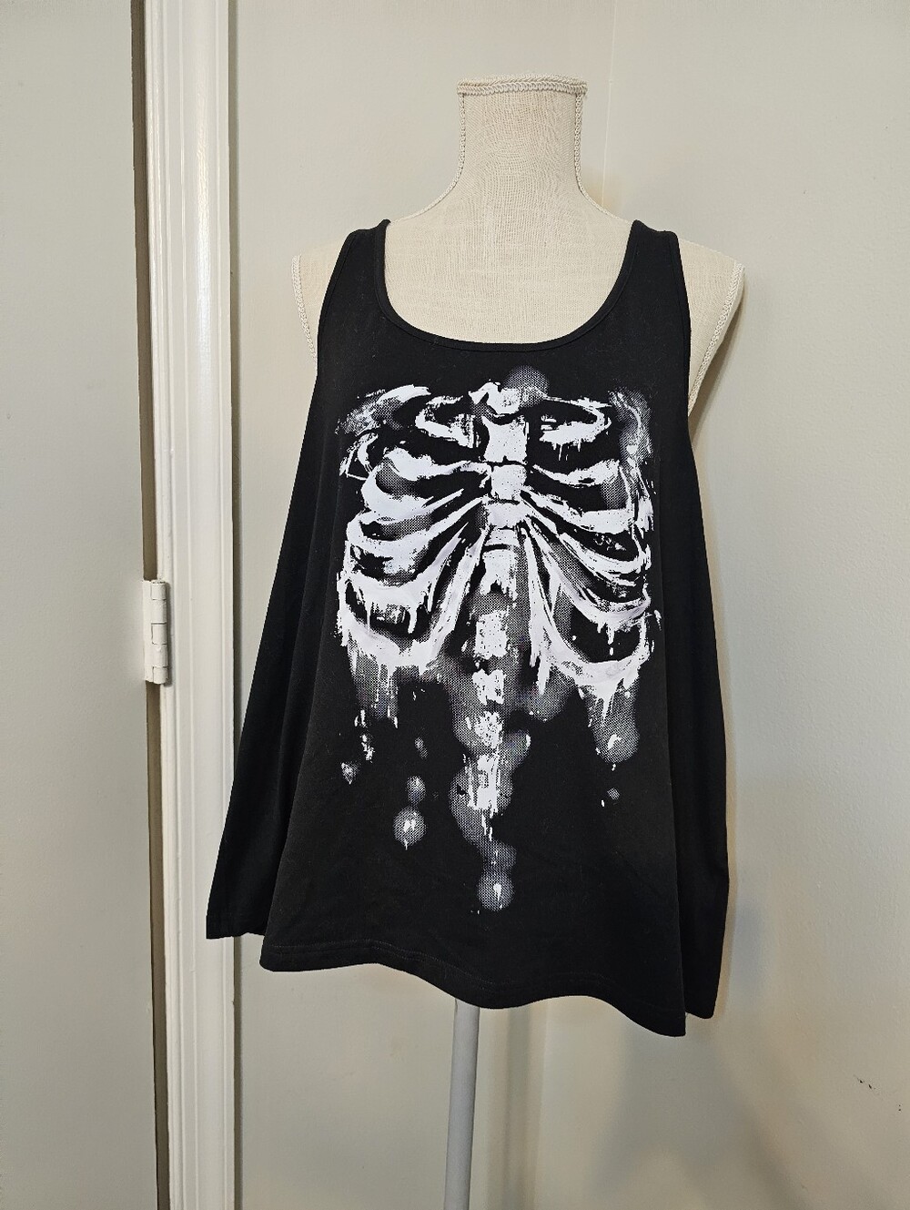 Black Ribcage Graphic Scoop Neck Tank